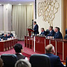 Саратовский губернатор рекомендовал чиновникам «не сидеть в кабинетах и отчеты составлять»