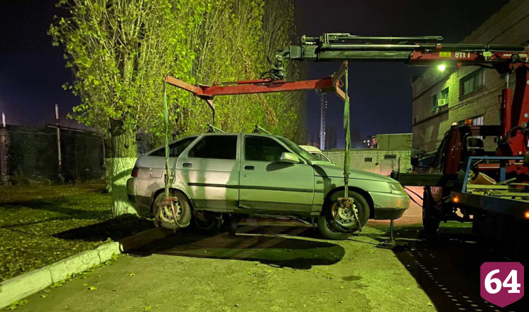 Коммунальщики изъяли у должника за воду автомобиль