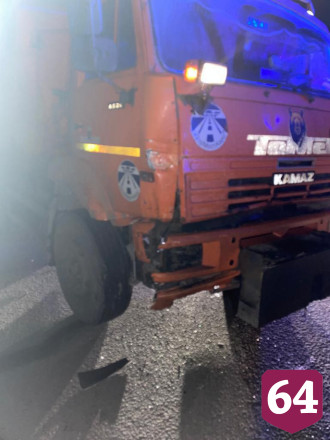 Под Саратовом водитель «Лексуса» протаранил самосвал