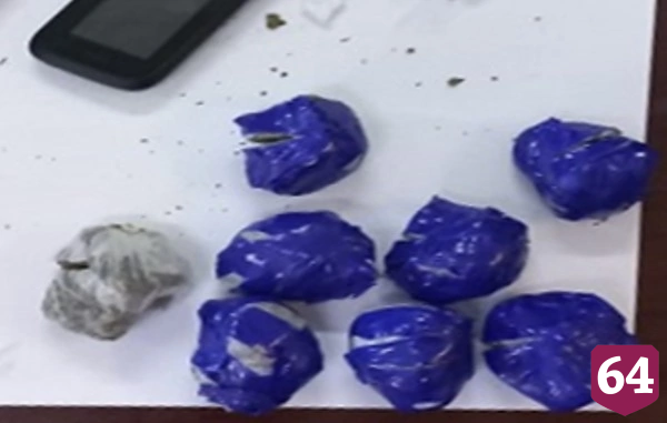 В саратовскую колонию пытались передать 8 свертков с наркотиками