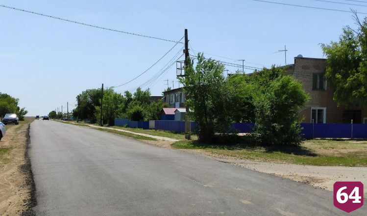 В Новоузенском районе за 5 дней отремонтировали дорогу до Алгая 