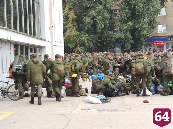 Мобилизованные отправились из Саратова к месту службы 