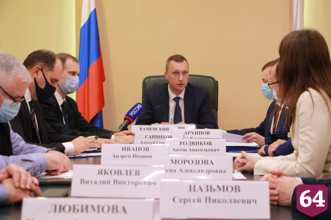 Роман Бусаргин намерен сохранить коллектив полиграфкомбината Саратова