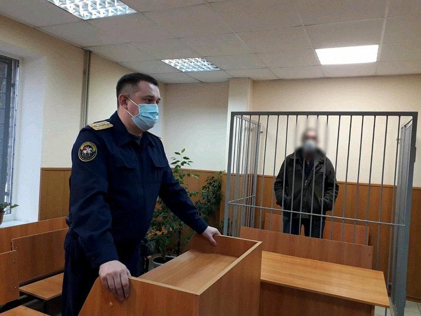 Саратовец раскаялся в желании сжечь сожительницу