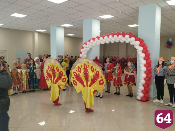 Губернатор открыл в Екатериновке новый Дом культуры 