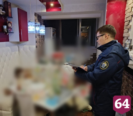 На проспекте Строителей обнаружили мертвым молодого мужчину