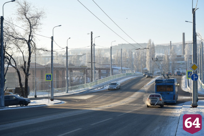 По Трофимовскому мосту возобновили движение троллейбусов