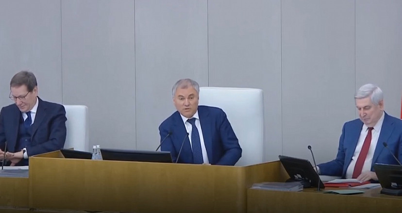 Володин отчитал депутатов за прогулы 
