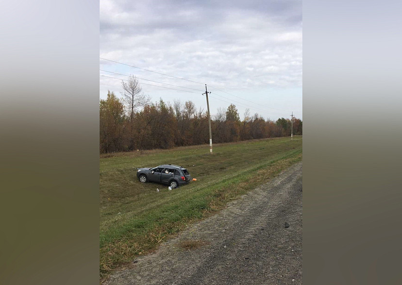 В слетевшем в кювет «Лифане» травмировалась автоледи