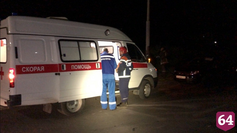 В протаранившей столб на улице Огородной «Ладе» ранен водитель
