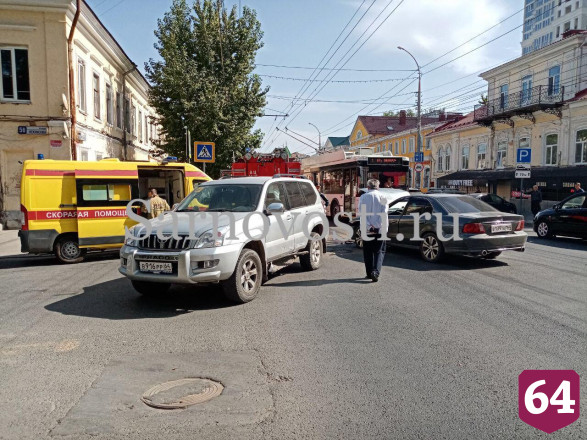 Водитель иномарки травмировался в ДТП на улице Московской 
