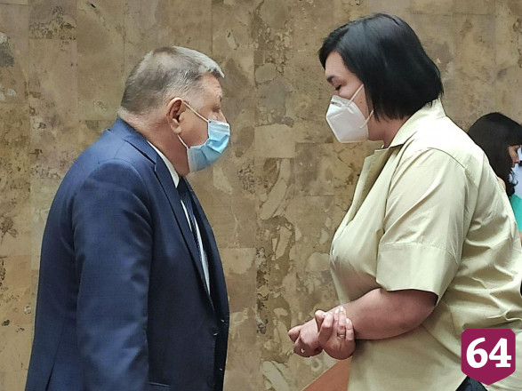 В Саратове долгострой начали подключать к воде