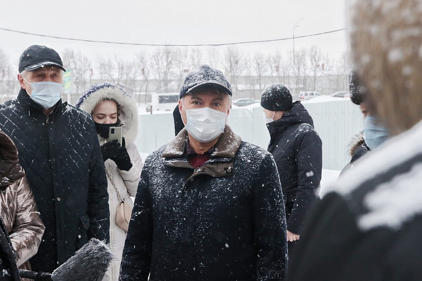Вячеслав Володин потребовал объявить саратовских застройщиков в розыск