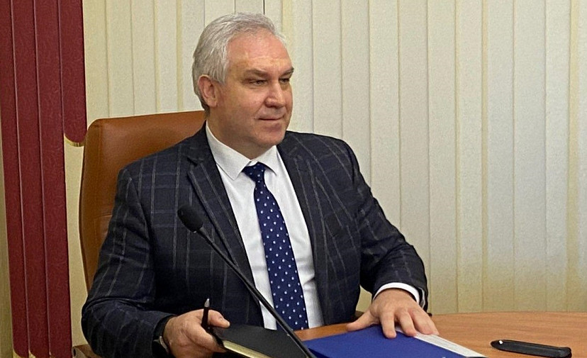 Саратовским коммунистам указали на позицию страуса 