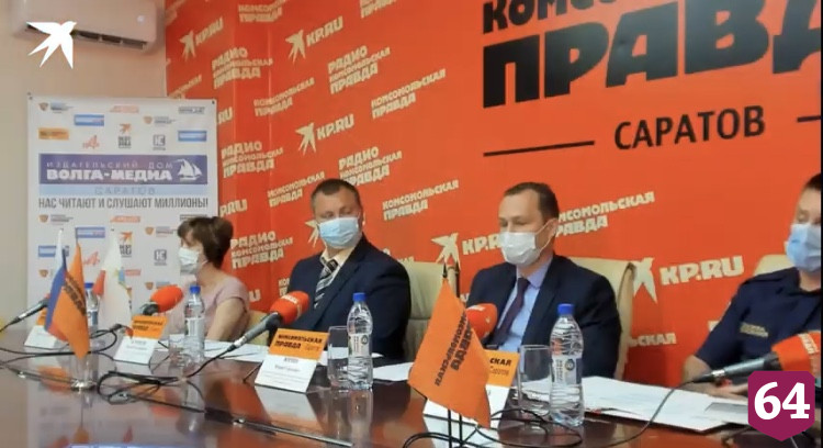 Саратовских родителей предупредили об опасности бассейнов
