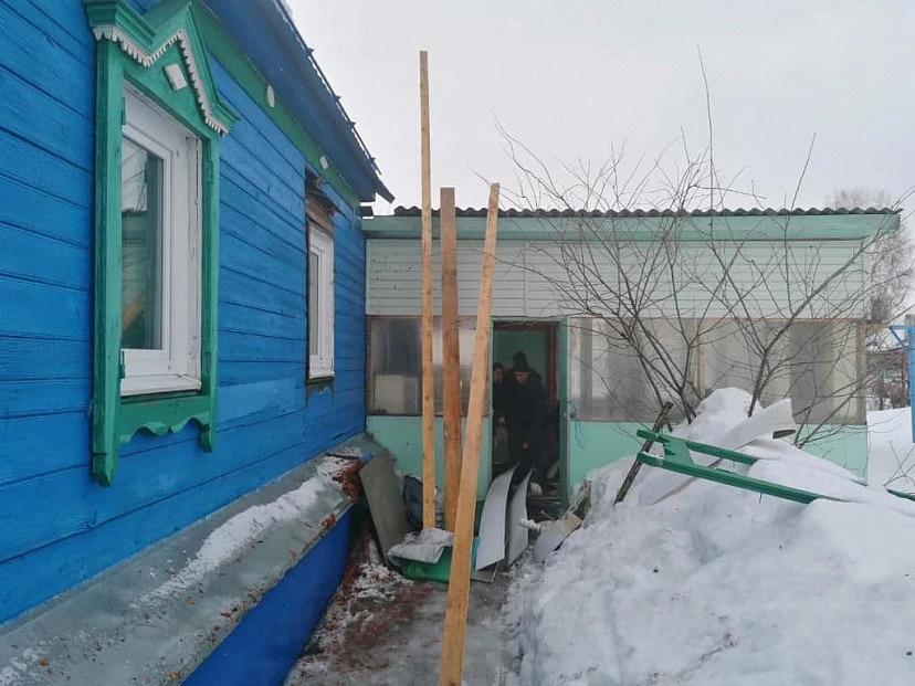 На улице Заводской горел частный дом