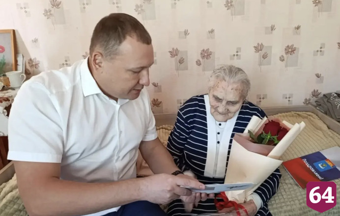 Саратовскую труженицу тыла в 98 лет радуют 9 правнуков