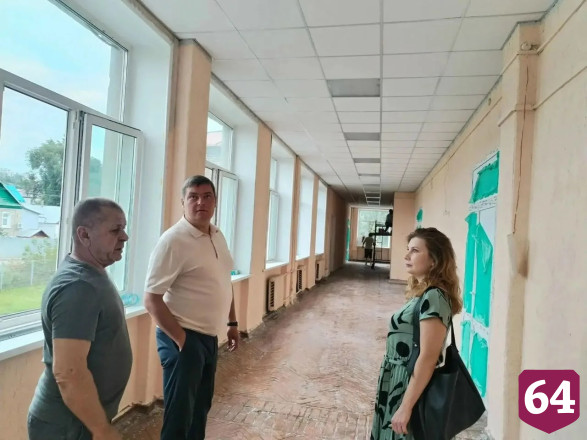 Областные депутаты контролируют ремонт в школах и детских садах