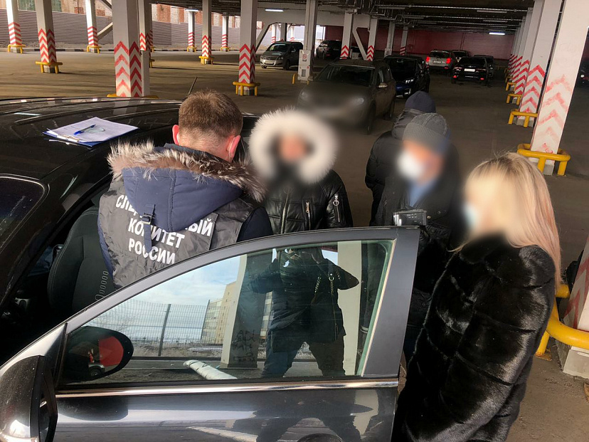 В Саратове сотрудник турбазы пытался дать взятку газовику