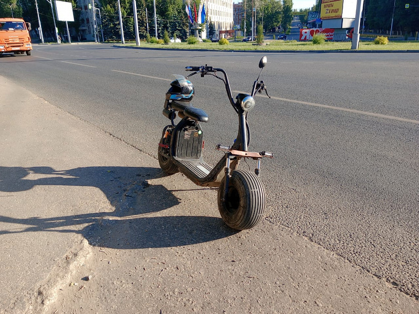 Саратовца арестовали за пьяную езду на электроскутере без прав