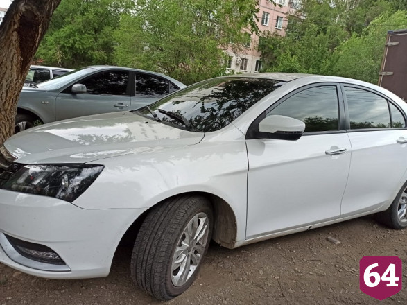 Жительница Саратова после ареста иномарки погасила долг перед банком