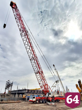 В Саратове для демонтажа пролета на Стрелке собрали 550-тонный кран