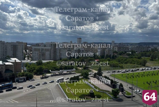 Авария парализовала движение у моста через Волгу 