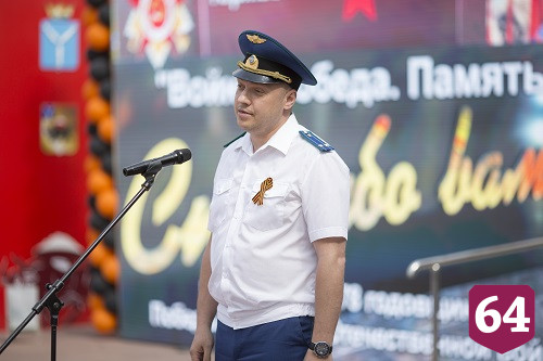 В Энгельсе ветераны отпраздновали Победу под цветущими каштанами