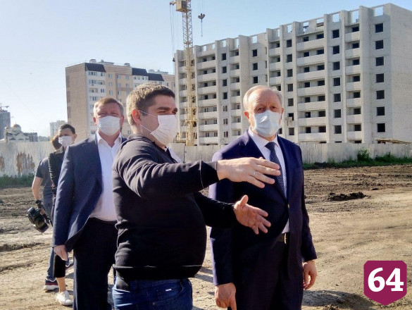 Губернатор попросил строителей соцобъектов не ссылаться на погоду 