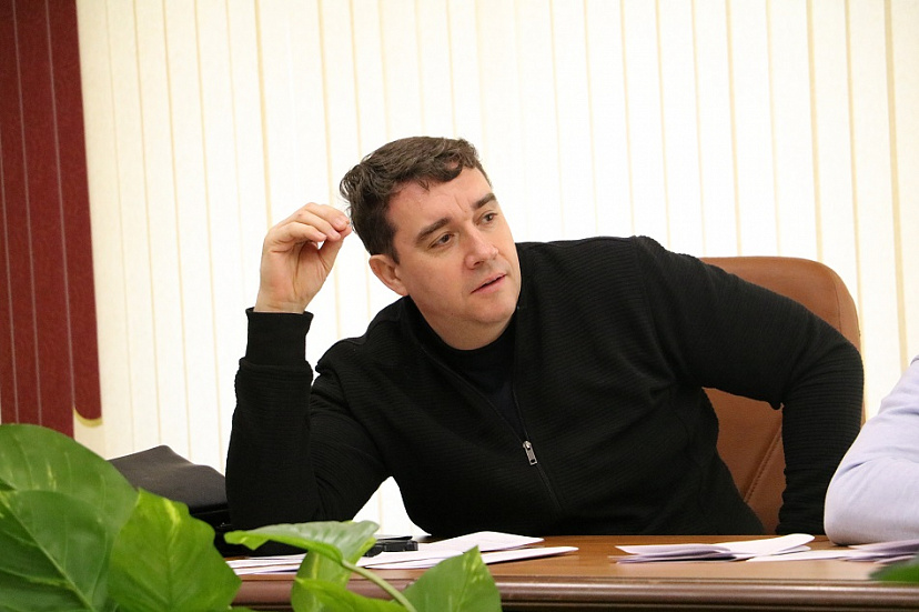 Саратовского коммуниста упрекнули в «переобувании на ходу» 