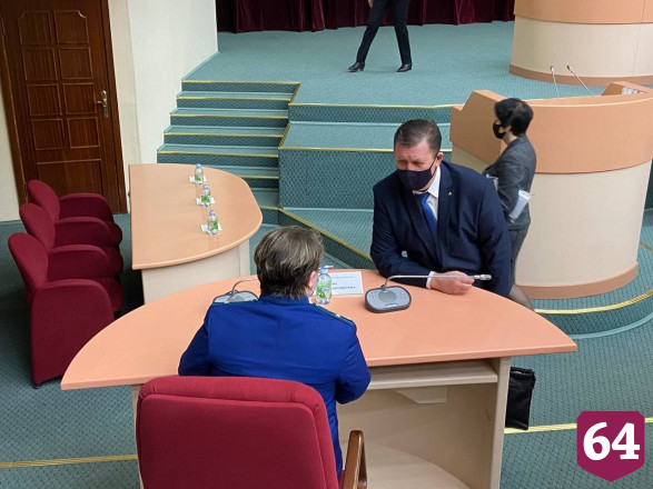 Депутата возмутило отсутствие чиновников на заседании думы Саратова 