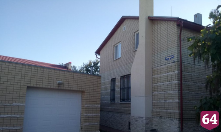 В Саратове особняк с винным погребом продают за 50 миллионов