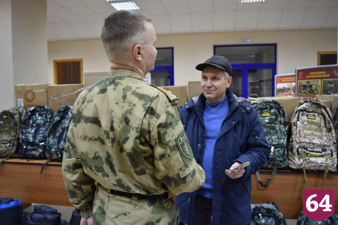 Мобилизованным саратовцам отвезли пирожки и буржуйки