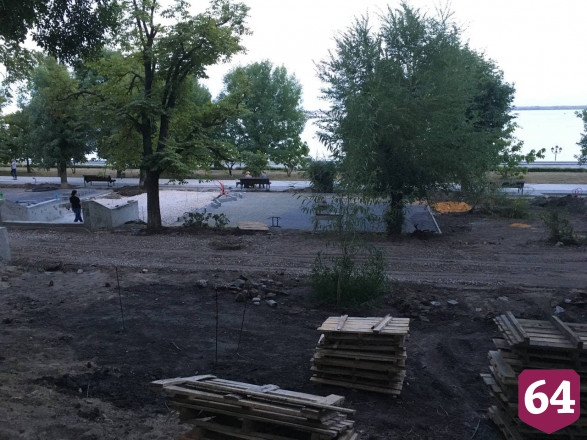 Сквер в Мирном переулке появится до конца августа