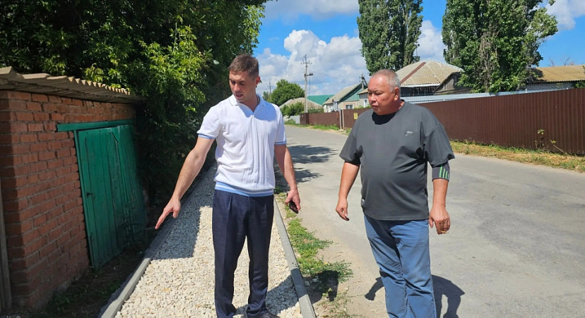 В поселке учтут пожелания саратовцев при строительстве тротуаров
