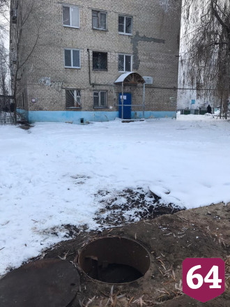 Рабочий нашел труп в канализационном колодце