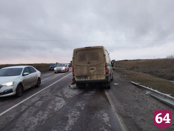 Два человека покалечились в аварии с 4 автомобилями под Саратовом