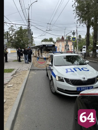 В Саратове автобус насмерть сбил мужчину