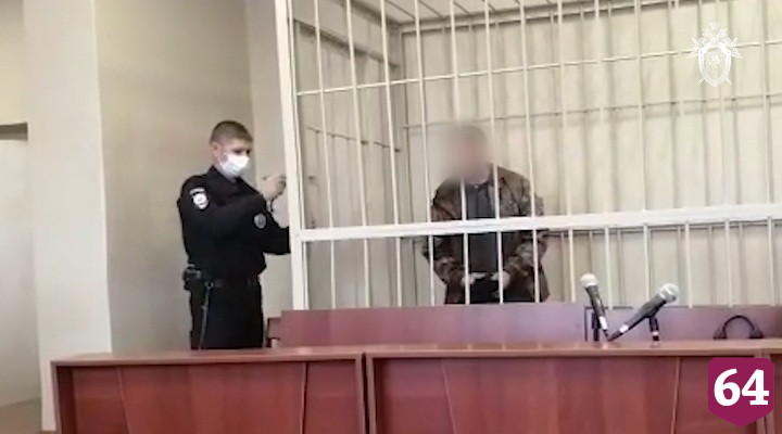 Водителя внедорожника осудят за гибель трех человек в ДТП под Саратовом