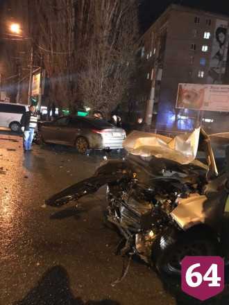 В аварии с иномарками травмировались мужчина и подросток