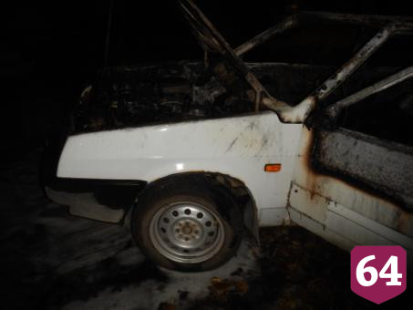 Саратовец сжег угнанную у женщины легковушку