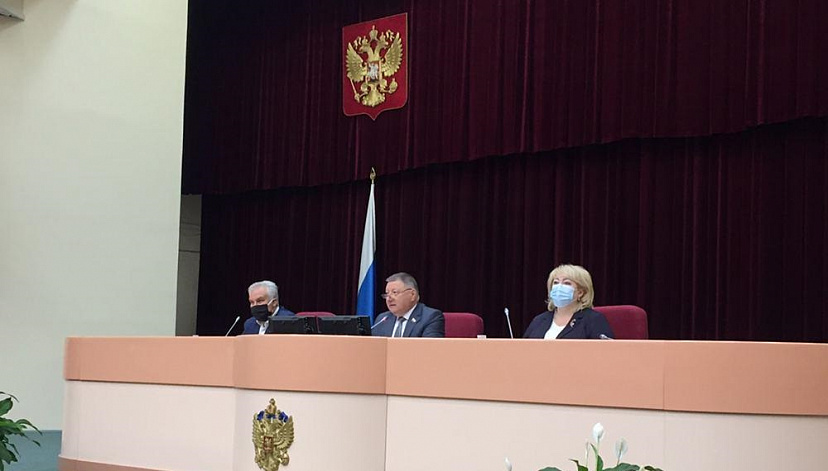 Саратовскую областную думу покинули Кузнецов и Лосина