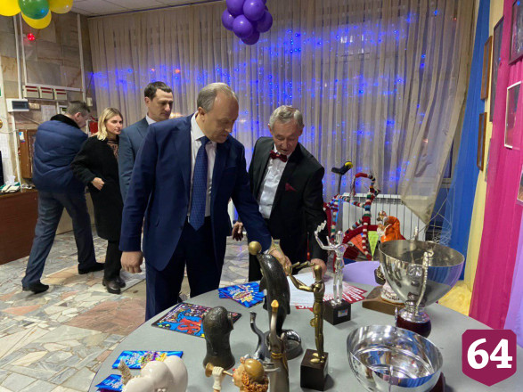 Марксовский цирк «Арт-Алле» отпраздновал 25-летие 