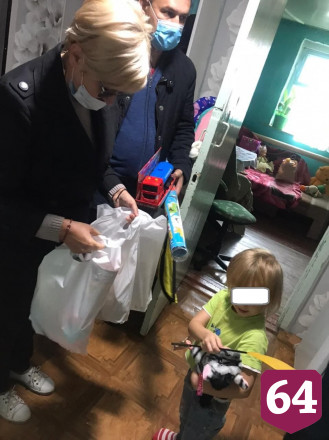 Саратовец из-за ковида потерял жену и один воспитывает 7 детей