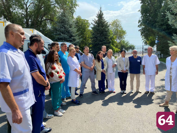 Саратовские врачи вернулись из Донбасса 