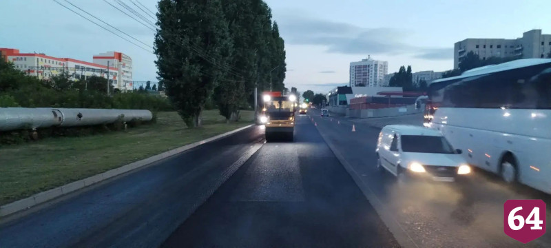 В Саратове завершается ремонт участка дороги по проспекту Строителей