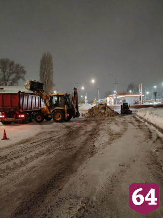 На дорогах Саратовской области наблюдаются снег с дождем и низовая метель