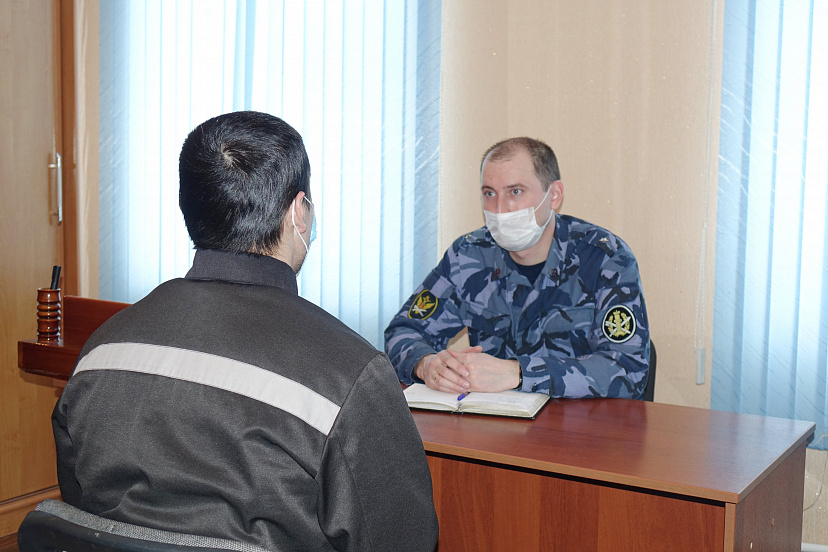 Осужденный за пособничество террористам раскаялся в саратовской колонии