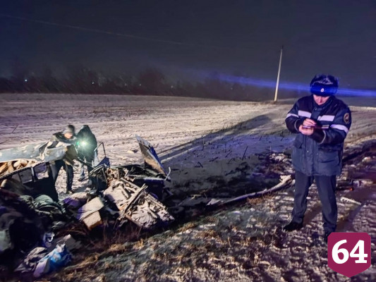 Озвучены имена 4 погибших в автокатастрофе под Саратовом