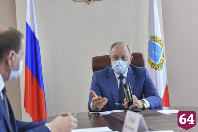 Чиновники отчитались губернатору о наличии лекарств от коронавируса в районах 